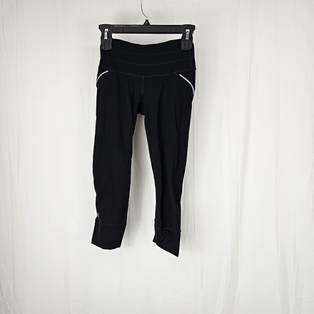 Athleta Relay Capri Leggings Black Cropped Yoga Reflective Running Women's XXS
